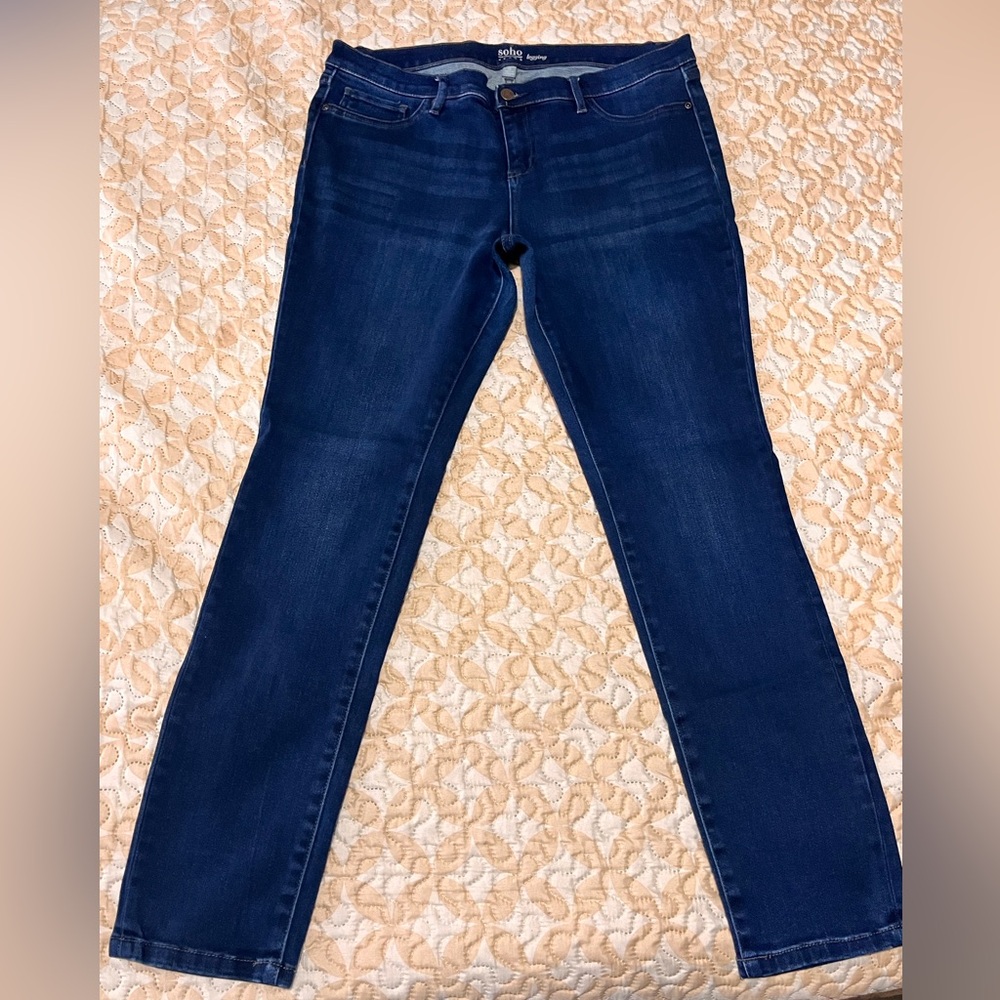 NY & Company Soho jeggingsBlue Skinny Jeans with Smooth Texture